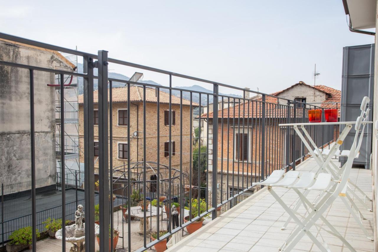 Appartamento Cecco D'Ascoli Ascoli Piceno Exterior photo